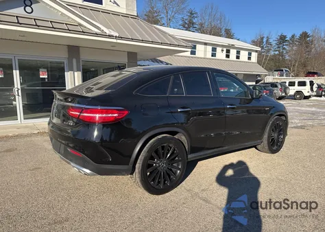 2018 Mercedes-Benz Amg Gle 43 Coupe 4Matic z USA, uszkodzony, nr VIN 4JGED6EB9JA103111